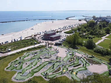 Urlaub-mit-Hund: Wikingergolf im Dampland - Ostseehotel Midgard