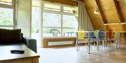 Hundehotel - Frühstück - Nurdachhaus Wohnzimmer - Nurdachhaus in Damp