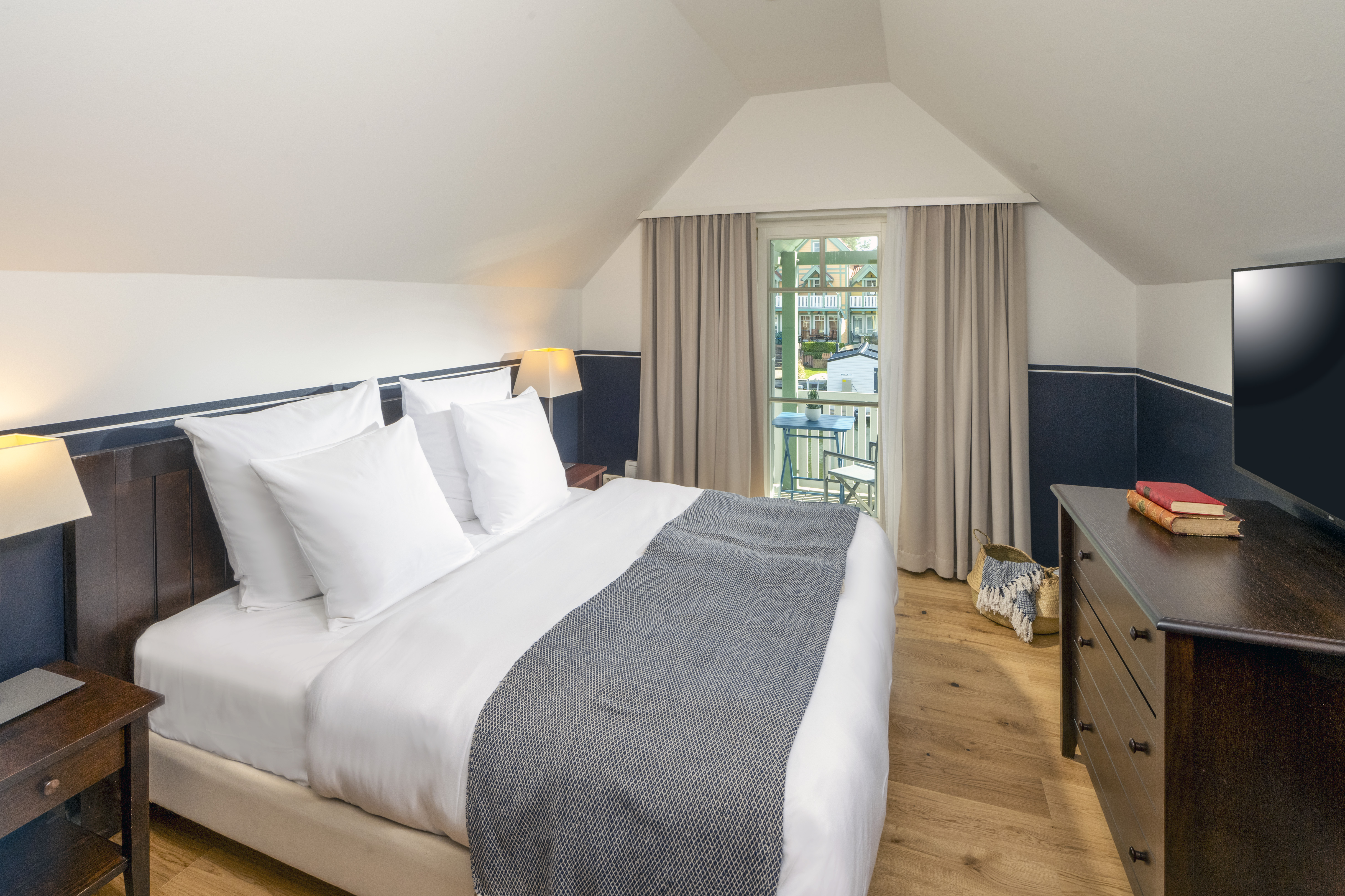 Urlaub-mit-Hund: Suite - Precise Resort Hafendorf Rheinsberg - Wohnen | Schlafen