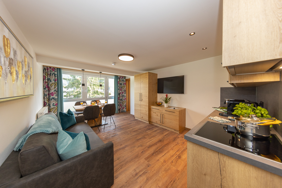 Urlaub-mit-Hund: Wohnzimmer + Küche Top 4 und Top 7 - Appartements Fürstauer