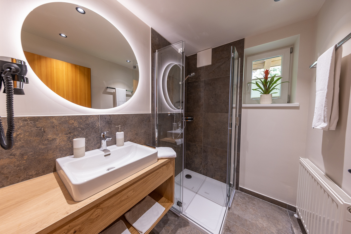 Urlaub-mit-Hund: Badezimmer 2 Top 4 und Top 7 - Appartements Fürstauer
