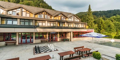 Hundehotel - Tauplitz - Aussenansicht JUFA Hotel Almtal*** - JUFA Hotel Grünau im Almtal***