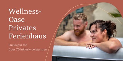 Hundehotel - PLZ 53639 (Deutschland) - Outdoor-Whirlpool auf der Wellness-Terrasse mit Naturpanorama - Maifelder Wellness-Loft