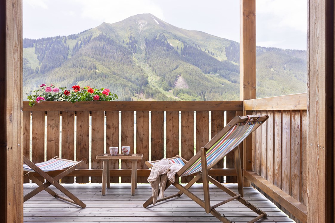 Urlaub-mit-Hund: Appartements mit Balkon und bestem Ausblick - Sloho Bergurlaub