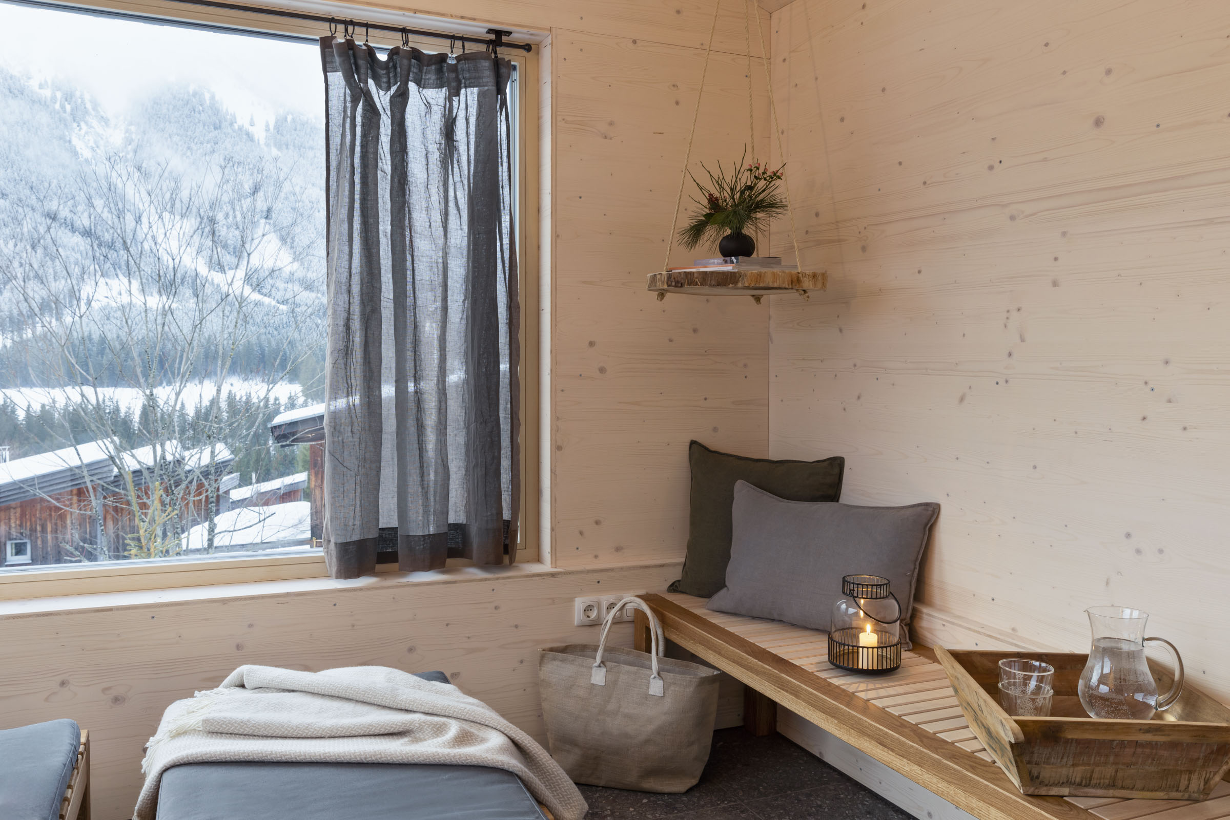 Urlaub-mit-Hund: Privates Saunahäuschen in den Bergschau´n-Appartements - Sloho Bergurlaub