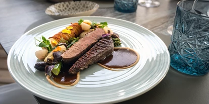 Hundehotel - Pools: Schwimmteich - Gourmetrestaurant "die Möwe" - VILA VITA Pannonia