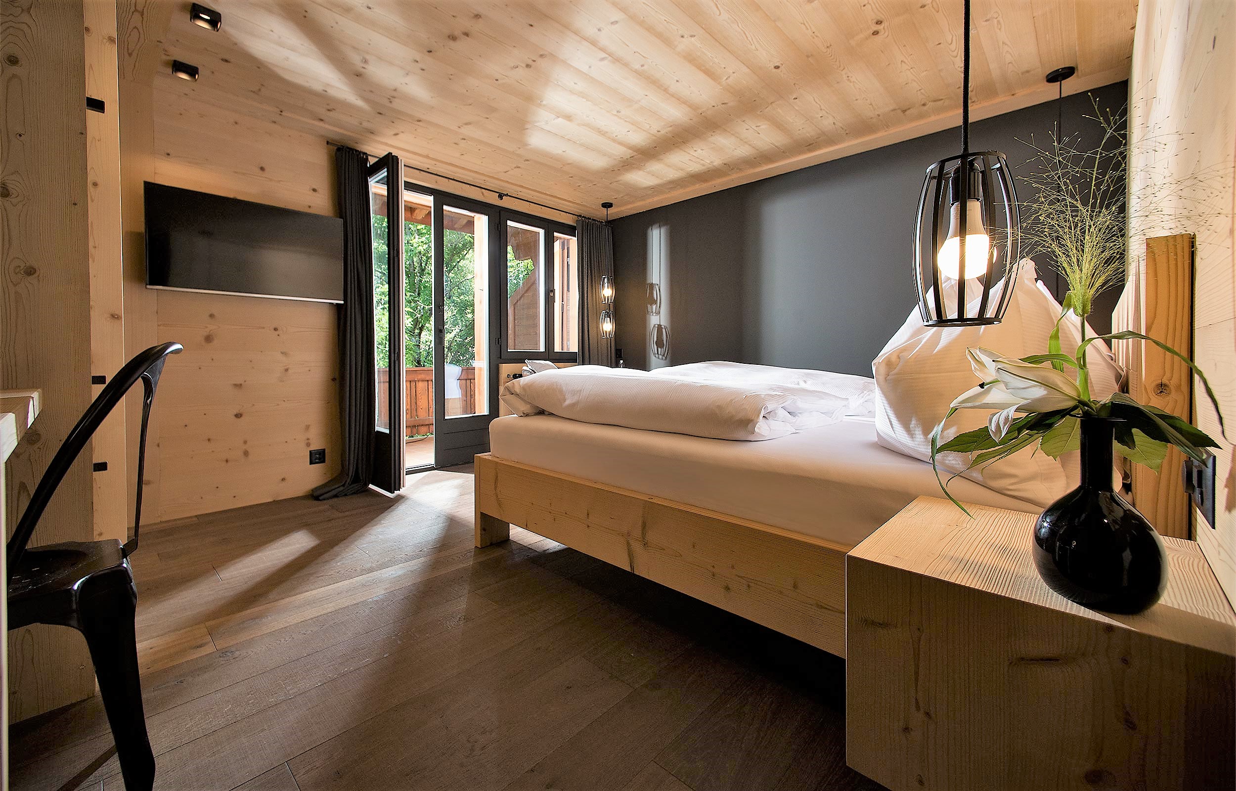 Urlaub-mit-Hund: Hotelzimmer - Arc-en-ciel Gstaad - Wohnen | Schlafen