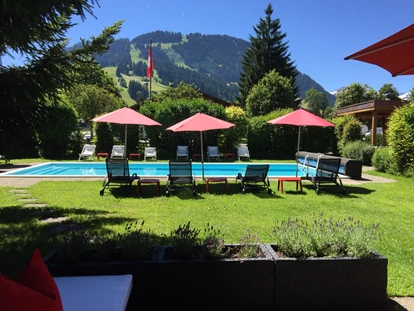 Hundehotel - WLAN - Saanenmöser - Pool - Arc-en-ciel Gstaad