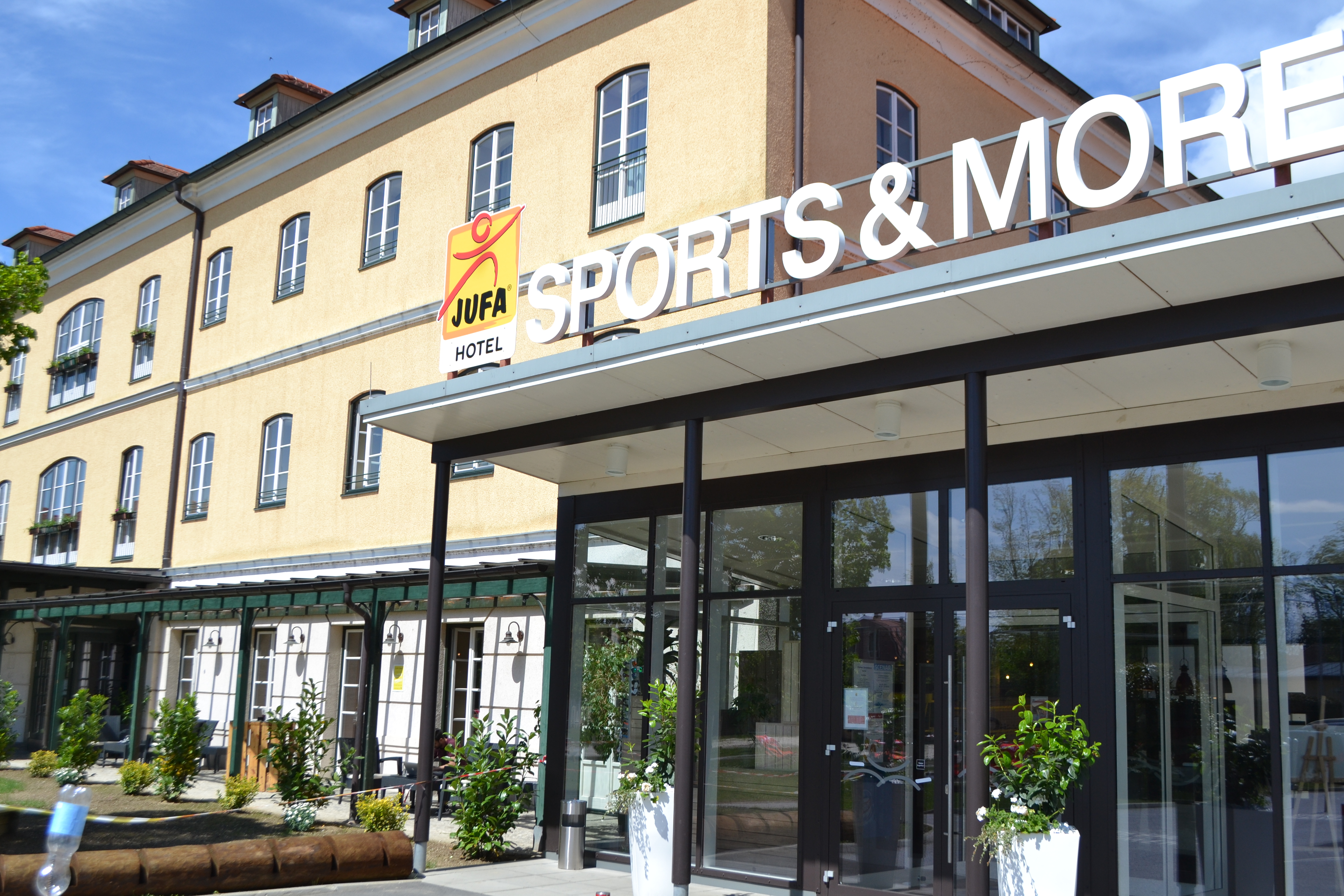 Hundehotel - PLZ 8271 (Österreich) - JUFA Hotel Fürstenfeld - Sport-Resort***s