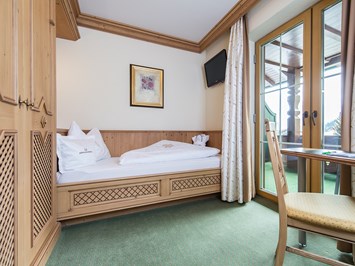 Wohlfühlhotel Kerschdorfer - alpine hotel · garni superior · adults only Zimmerkategorien Einzelzimmer