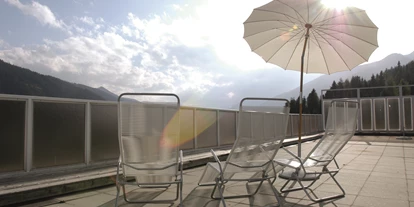 Hundehotel - Doggies: 3 Doggies - YOUTHPALACE DAVOS