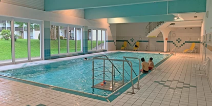 Hundehotel - Grundstück eingezäunt - Koppl (Koppl) - Hallenbad - Ferienwohnung Mitterer Schlosspark Grubhof