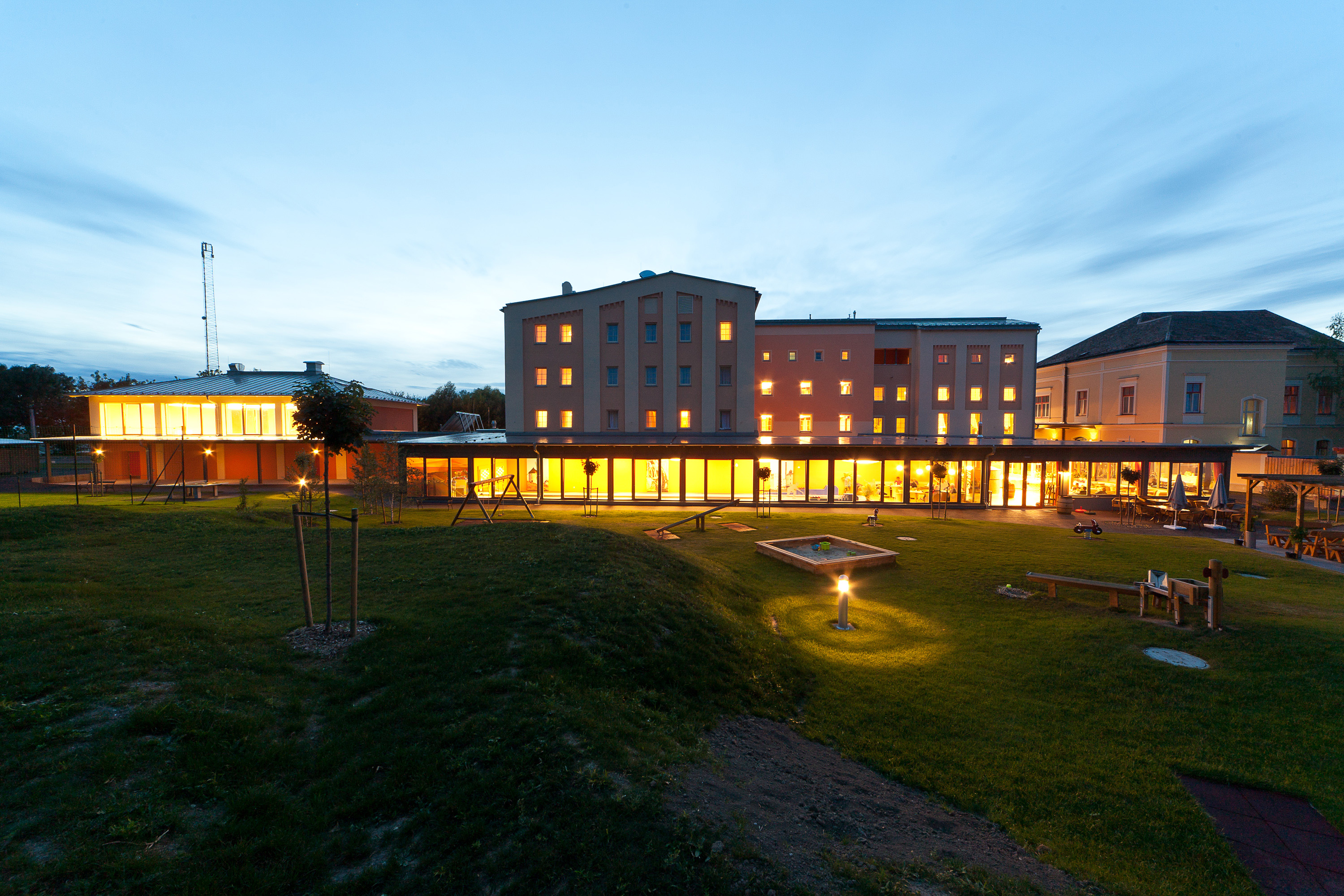 Urlaub-mit-Hund: JUFA Weinviertel - Hotel in der Eselsmühle***