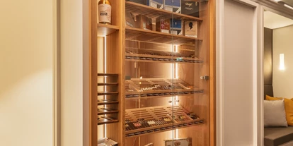 Hundehotel - PLZ 8514 (Schweiz) - Macardo Honesty Bar & Cigar Lounge - Humidor - Macardo Premium B&B