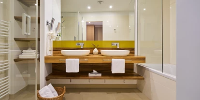 Hundehotel - Doggies: 3 Doggies - Family & Friends Suite Badezimmer - Henriette Stadthotel Vienna