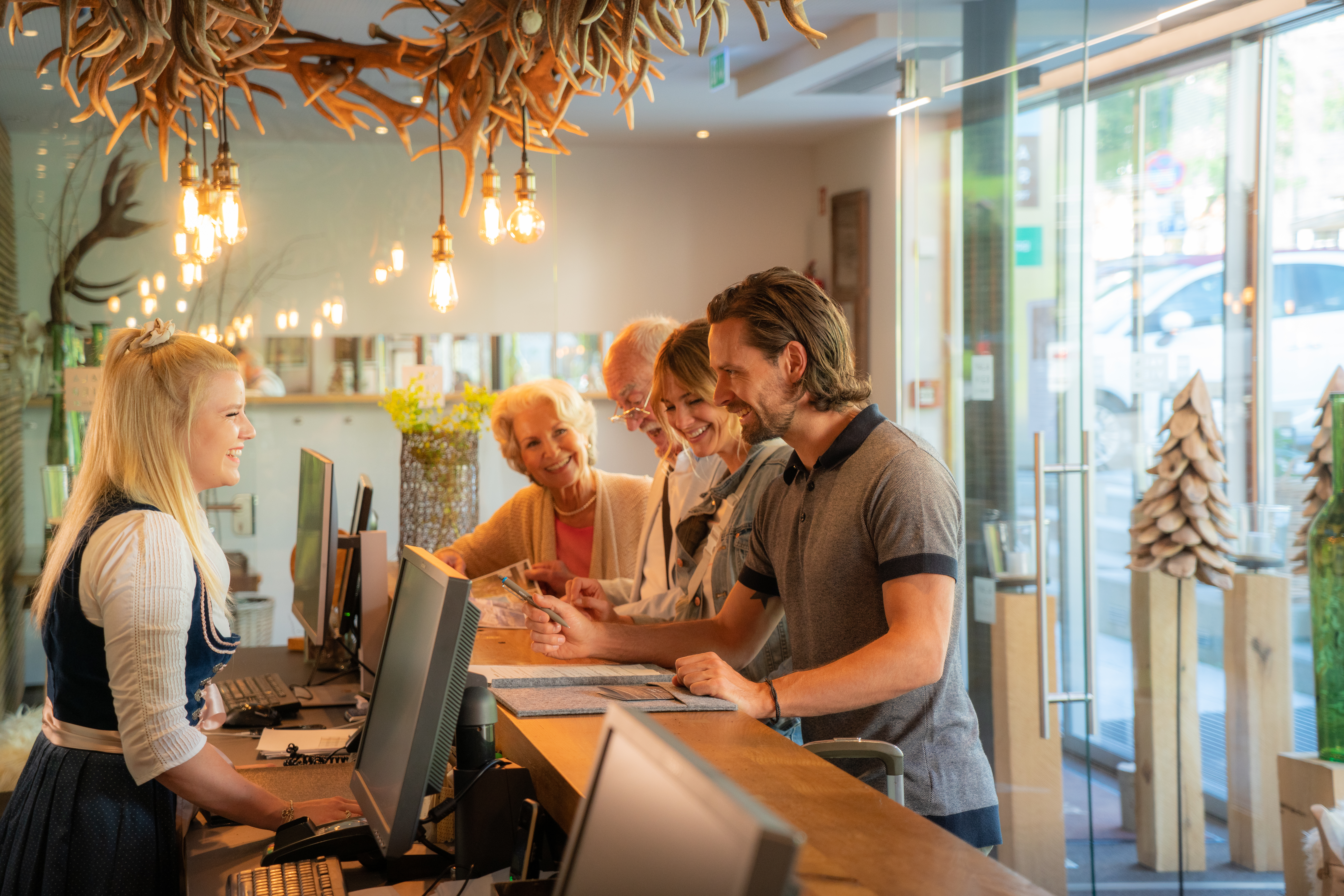 Hundehotel - PLZ 7270 (Schweiz) - Check in. Lachen. Tolle Gäste.  - Valavier Aktivresort 