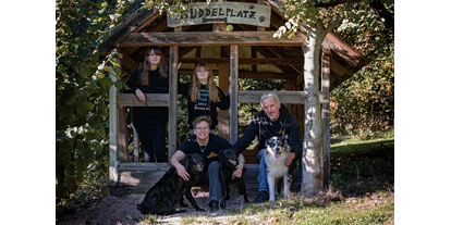 Hundehotel - Mikrowelle - Ostbayern - Das sind wir, die Zottels aus der Lienlasmühle - Lienlasmühle