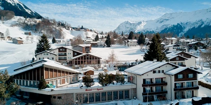 Hundehotel - Trink-/Fressnapf: an der Rezeption - Schruns - Hotel Sport