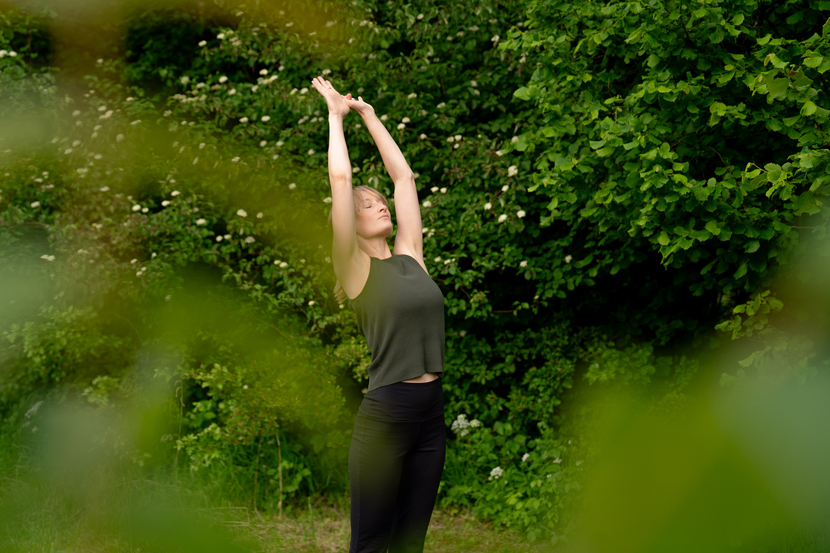 Urlaub-mit-Hund: Yoga im Garten - Landhaus Tanner - Wasser | Wellness
