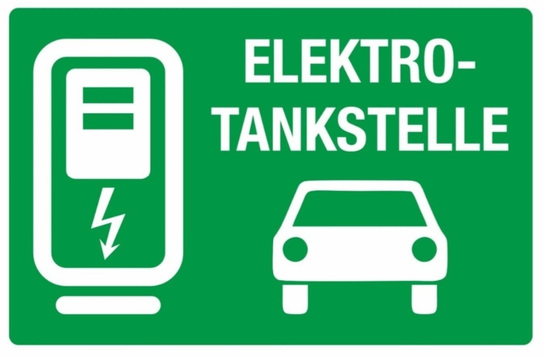 Ferienhaus mit Hund: Bereit für E-Autos und E-Bikes! Kostenfrei E-tanken! Tankgeld einsparen und damit lecker Essen gehen... günstig schlau reisen ohne Sprit ohne Maut ohne Vignette !!! - GRAND APARTMENT ALLGAEU . max 12 Pers 130 qm Ferienhaus FeWo Kinder Hunde 800 qm Garten eingezaeunt