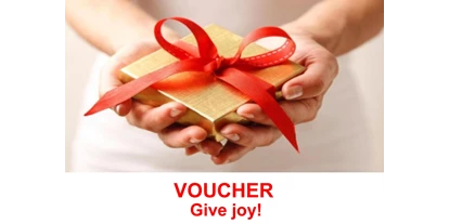 Hundehotel - Wäschewechsel - Jungholz - Gutscheine für eure Liebsten zum Geburtstag, Namenstag, Hochzeitstag, Vatertag, Muttertag, ins Osternest, Nikolaussack, untern Weihnachtsbaum ... einfach und unkompliziert anrufen und per Whatsapp organisieren! - GRAND APARTMENT ALLGAEU . max 12 Pers 130 qm Ferienhaus FeWo Kinder Hunde 800 qm Garten eingezaeunt