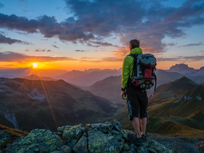 Hundehotel - Trink-/Fressnapf: an der Rezeption - Schruns - Montafon Sommer - Relax und Vitalhotel Adler