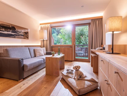 Hundehotel - Trink-/Fressnapf: an der Rezeption - Schruns - Relax und Vitalhotel Adler