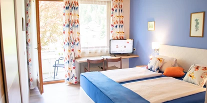 Hundehotel - Trink-/Fressnapf: an der Rezeption - Ossiach - Hotel Klamberghof