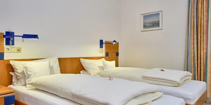 Hundehotel - Unterkunftsart: Hotel - Dackenheim - Apartment & Landhotel Zum Storchennest