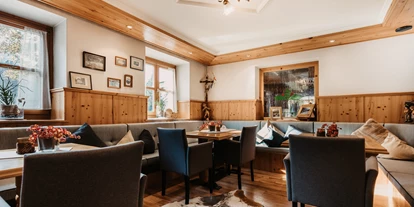 Hundehotel - Pools: Schwimmteich - Stüberl - Naturhotel Schütterbad