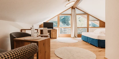 Hundehotel - Pools: Schwimmteich - Zimmer Sonntagshorn - Naturhotel Schütterbad