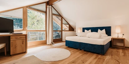Hundehotel - Pools: Schwimmteich - Zimmer Sonntagshorn - Naturhotel Schütterbad