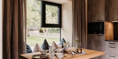 Hundehotel - Pools: Schwimmteich - Tiny house Wald&Wiese - Naturhotel Schütterbad