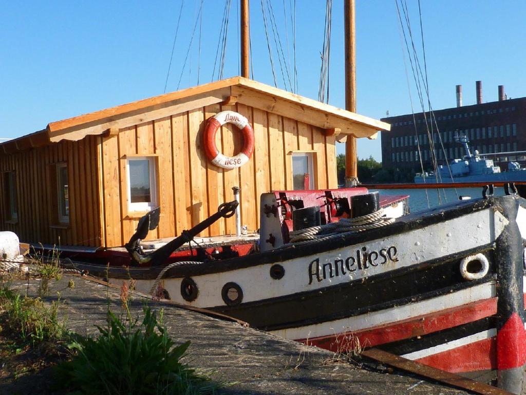 Halbinsel Peenemünde Zimmerkategorien Anneliese-Apartment auf Restaurantschiff