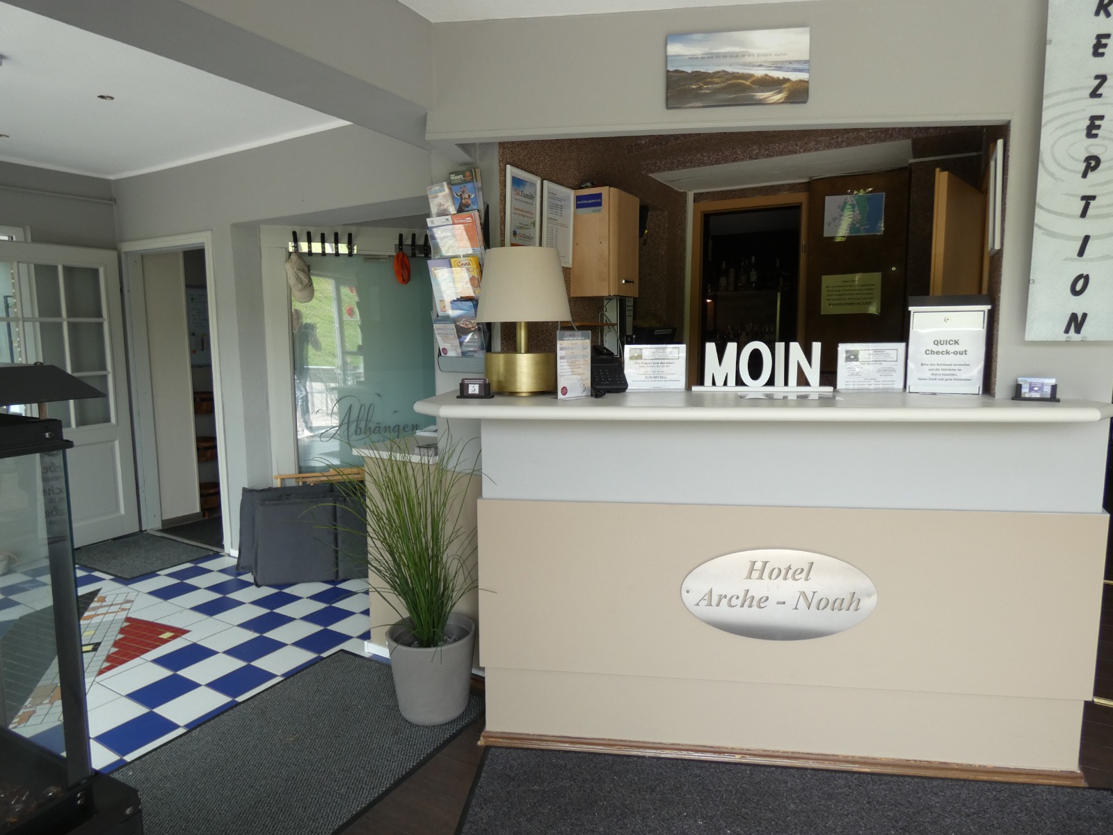 Urlaub-mit-Hund: Rezeption - NordseeResort Hotel&Suite Arche Noah