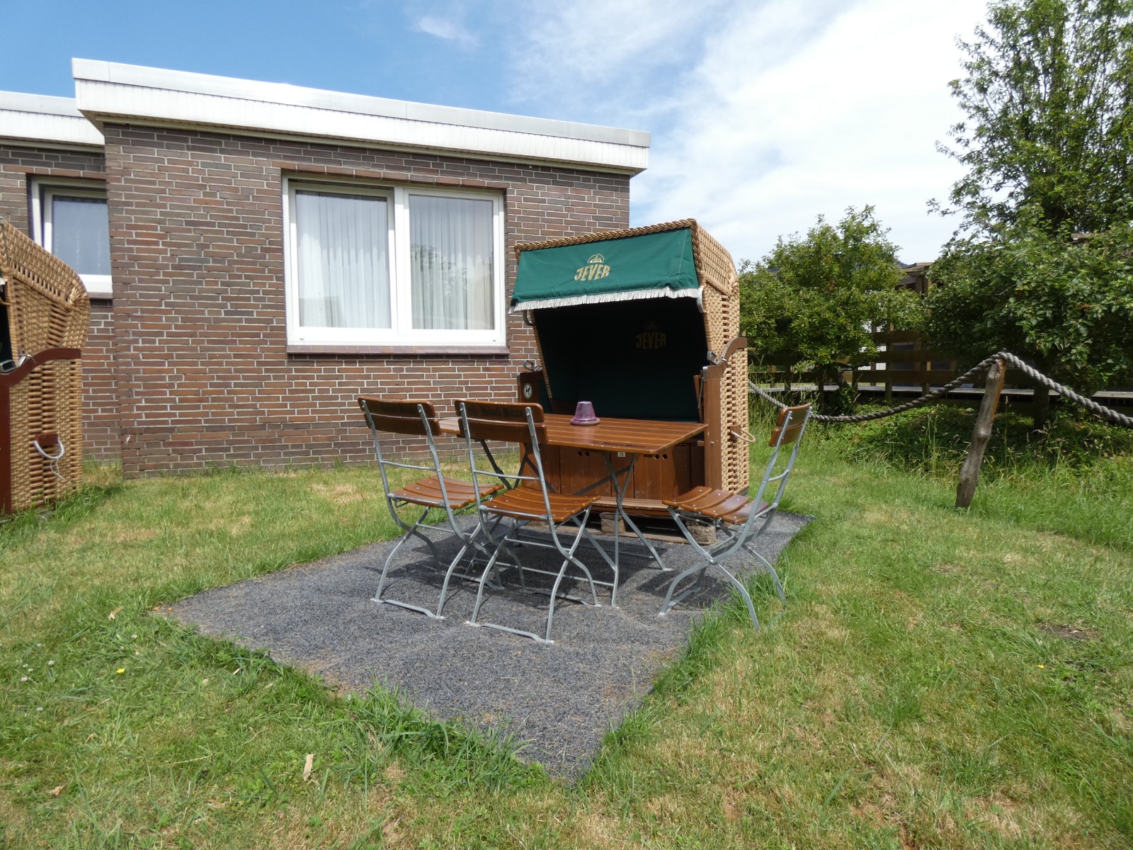 Urlaub-mit-Hund: Biergarten - NordseeResort Hotel&Suite Arche Noah