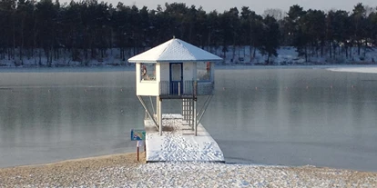 Hundehotel - Pools: Schwimmteich - Zu jeder Jahreszeit eine Reise wert - Bernsteinsee Hotel & Ferien