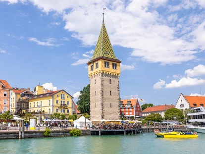 Hundehotel - PLZ 8514 (Schweiz) - Unser Hundehotel direkt am Wasser gelegen - YachtHotel Helvetia
