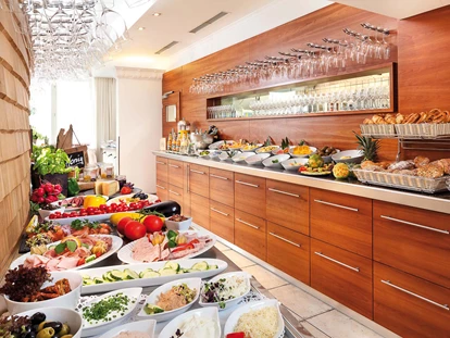 Hundehotel - PLZ 8514 (Schweiz) - Unser Bio-Vital-Frühstücksbuffet für den guten Start in den Tag - YachtHotel Helvetia