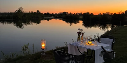 Hundehotel - Verpflegung: Halbpension - Mecklenburg-Vorpommern - Dinner am See - Schloss Krugsdorf Hotel & Erlebnisse