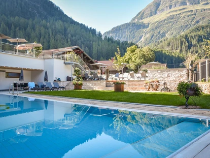 Hundehotel - Ladis - Lechquell Hotel Post Steeg