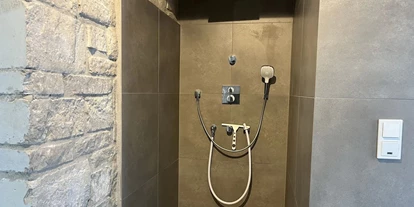 Hundehotel - Whirlpool - Mettlach - Alles steht für Sie da, in Selbstbedienung. Damit Sie sich ganz wie zuhause fühlen, mit ein klein extra Wellness Gefühl.  - Feriendomizil Im Saarschleifenland  (Camille Ollinger )