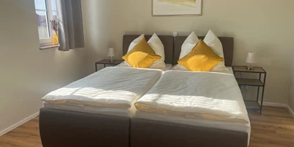 Hundehotel - Whirlpool - Mettlach - Die Wohnung verfügt über 4 Schlafzimmer jeweils mit einem Doppelbett. - Feriendomizil Im Saarschleifenland  (Camille Ollinger )