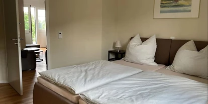 Hundehotel - Whirlpool - Mettlach - Feriendomizil Im Saarschleifenland  (Camille Ollinger )