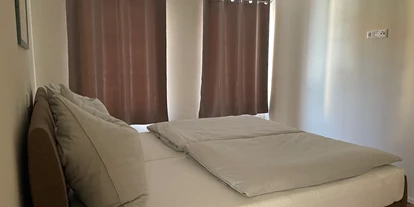 Hundehotel - Whirlpool - Mettlach - Feriendomizil Im Saarschleifenland  (Camille Ollinger )