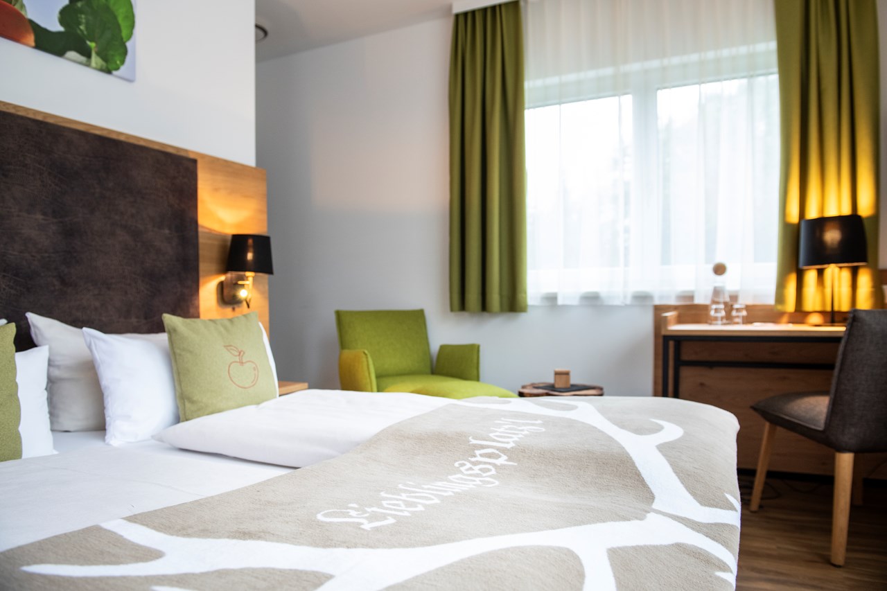 Schnitzer´s Dahoam Zimmerkategorien Marillenbaum