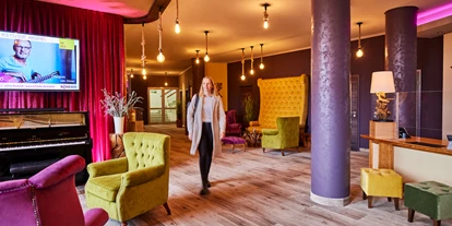 Hundehotel - Verpflegung: Halbpension - Mecklenburg-Vorpommern - Woodstock-Lobby - TRIHOTEL Rostock