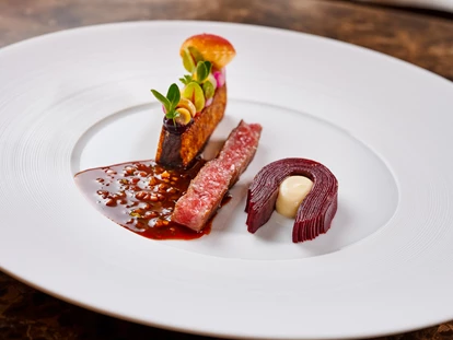 Hundehotel - Doggies: 3 Doggies - Pfefferpotthast
Balster Wagyu | Bete | Melothria
 - Parkhotel Gütersloh