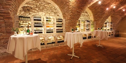 Hundehotel - Unterkunftsart: Hotel - Niederösterreich - Schlossvinothek - Schlosshotel Mailberg