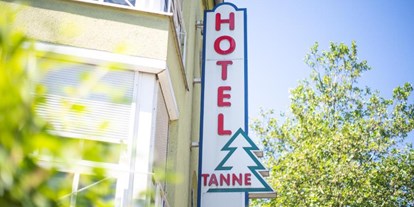 Hundehotel - Preisniveau: günstig - Thüringen Ost - Hotel Tanne